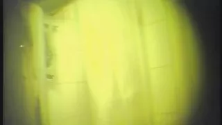 Lesbiennes sexe femme arabe sur la table de billard.