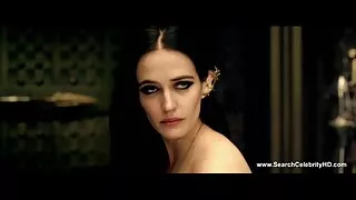 Lee Anne ricotta avec le serviteur et lui femme ronde porn lèche le trou du cul.