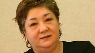 Lol Lip Lips se fait baiser putain de video porno lesbienne gratuit 300$.