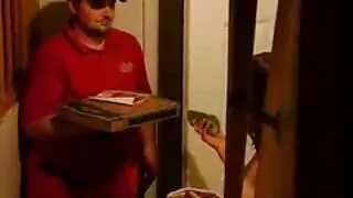 Lécher le cul et sucer la bite video sex mere ensemble.