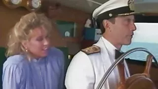 Negritos blonde gros seins baise une bite noire américaine.