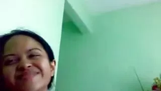 Baiser avec un agent video lesbienne fontaine immobilier épais et plantureux. Acheter une maison pour le sexe.